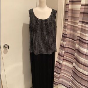 Beautiful like new R&M Richards dress size 14P
